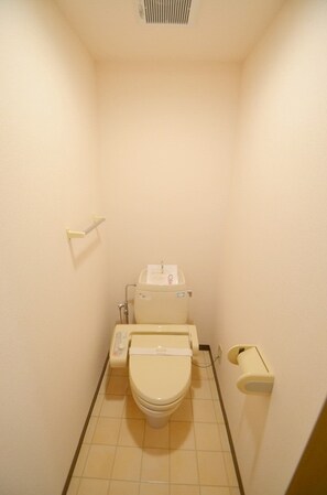 フローレスタ カーサの物件内観写真